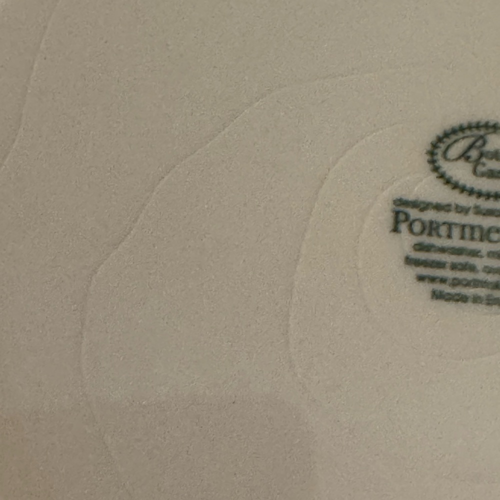 Portmeirion botanic garden salad plate. Slight crazing but EUC- 8 1/2 inches - Picture 3 of 3